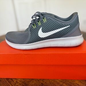 Nike Men's Free Run sneakers